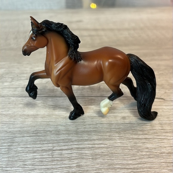 Breyer 2009 Parade of Breeds Stablemates - Picture 10 of 14